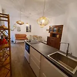 Apartament La Boheme, 2 Min Da Qc Terme, Free Parking *