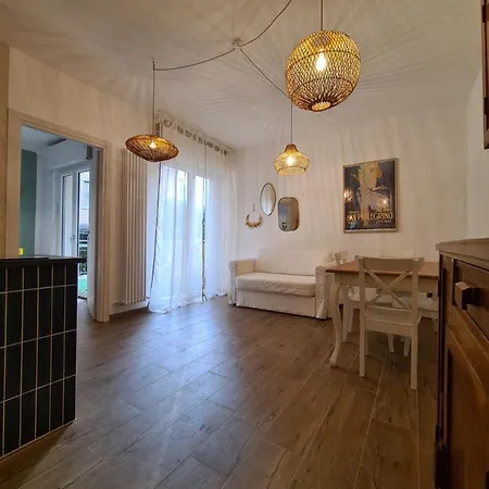 Apartman La Boheme, 2 Min Da Qc Terme, Free Parking San Pellegrino Terme